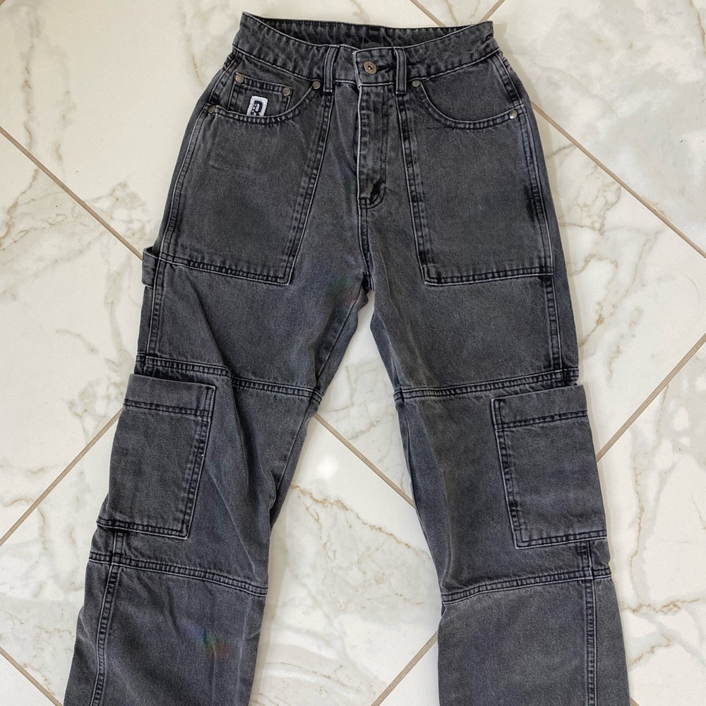 Juniors Utility Cargo Black Ragged Jeans by The Ragged Priest Sz 26 EUC 29” long